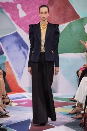 209222 Marineau Starface 2016-07-04 Paris France Paris Fashion week. Defilé Haute Couture Automne Hiver 2016 Schiaparelli Schiaparelli , Couture autumn-winter 2016 Paris, France Paris Fashion week . Defilé Haute Couture Fall Winter 2016 Schiaparelli . Editorial use only _sans_perso  Copyright: xMarineaux STAR_209222_004