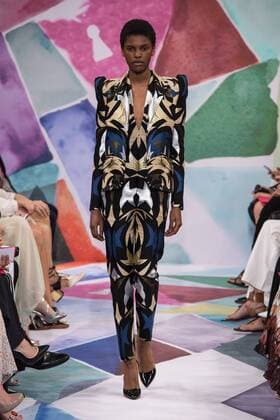 209222 Marineau Starface 2016-07-04 Paris France Paris Fashion week. Defilé Haute Couture Automne Hiver 2016 Schiaparelli Schiaparelli , Couture autumn-winter 2016 Paris, France Paris Fashion week . Defilé Haute Couture Fall Winter 2016 Schiaparelli . Editorial use only _sans_perso  Copyright: xMarineaux STAR_209222_006