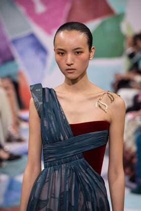 209222 Marineau Starface 2016-07-04 Paris France Paris Fashion week. Defilé Haute Couture Automne Hiver 2016 Schiaparelli Schiaparelli , Couture autumn-winter 2016 Paris, France Paris Fashion week . Defilé Haute Couture Fall Winter 2016 Schiaparelli . Editorial use only _sans_perso  Copyright: xMarineaux STAR_209222_045