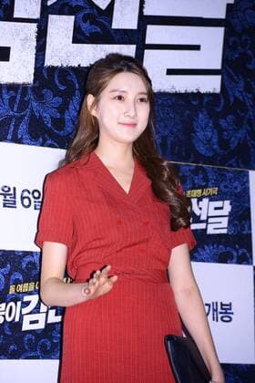 Seung-ho Yu,Jae-hyeon Jo,Jae-hyeon Jo,Mi-ran Ra and EXO member XIUMIN attend the vip premiere of Seondal: The Man who Sells the River in Seoul, Korea on 04th July, 2016.(China and Korea Rights Out)  2016070501618