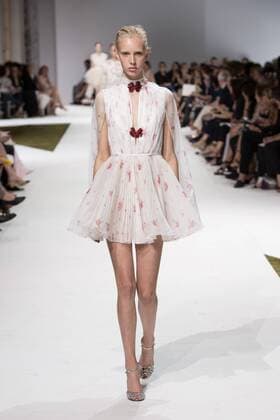 209240 Marineau Starface 2016-07-04 Paris France Paris Fashion week. Defilé Haute Couture Automne Hiver 2016 Giambattista Valli. Giambattista Valli , Couture autumn-winter 2016 Paris, France Paris Fashion week . Defilé Haute Couture Fall Winter 2016 Giambattista Valli . Giambattista Valli _sans_perso  Copyright: xMarineaux STAR_209240_007