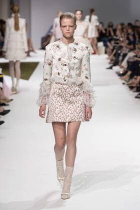 209240 Marineau Starface 2016-07-04 Paris France Paris Fashion week. Defilé Haute Couture Automne Hiver 2016 Giambattista Valli. Giambattista Valli , Couture autumn-winter 2016 Paris, France Paris Fashion week . Defilé Haute Couture Fall Winter 2016 Giambattista Valli . Giambattista Valli _sans_perso  Copyright: xMarineaux STAR_209240_008