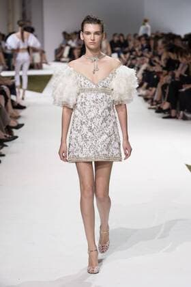 209240 Marineau Starface 2016-07-04 Paris France Paris Fashion week. Defilé Haute Couture Automne Hiver 2016 Giambattista Valli. Giambattista Valli , Couture autumn-winter 2016 Paris, France Paris Fashion week . Defilé Haute Couture Fall Winter 2016 Giambattista Valli . Giambattista Valli _sans_perso  Copyright: xMarineaux STAR_209240_027