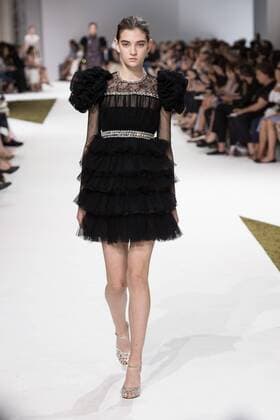 209240 Marineau Starface 2016-07-04 Paris France Paris Fashion week. Defilé Haute Couture Automne Hiver 2016 Giambattista Valli. Giambattista Valli , Couture autumn-winter 2016 Paris, France Paris Fashion week . Defilé Haute Couture Fall Winter 2016 Giambattista Valli . Giambattista Valli _sans_perso  Copyright: xMarineaux STAR_209240_029