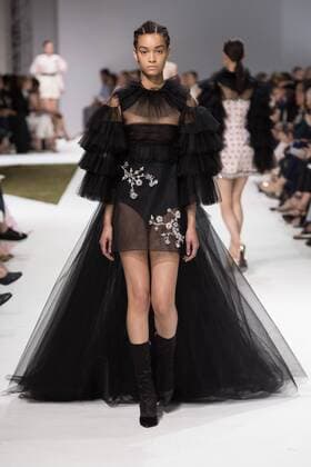 209240 Marineau Starface 2016-07-04 Paris France Paris Fashion week. Defilé Haute Couture Automne Hiver 2016 Giambattista Valli. Giambattista Valli , Couture autumn-winter 2016 Paris, France Paris Fashion week . Defilé Haute Couture Fall Winter 2016 Giambattista Valli . Giambattista Valli _sans_perso  Copyright: xMarineaux STAR_209240_039
