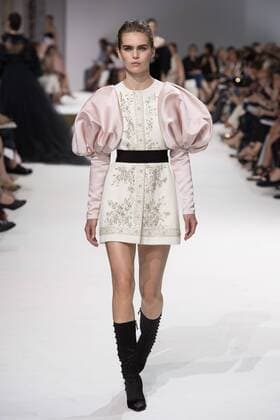 209240 Marineau Starface 2016-07-04 Paris France Paris Fashion week. Defilé Haute Couture Automne Hiver 2016 Giambattista Valli. Giambattista Valli , Couture autumn-winter 2016 Paris, France Paris Fashion week . Defilé Haute Couture Fall Winter 2016 Giambattista Valli . Giambattista Valli _sans_perso  Copyright: xMarineaux STAR_209240_041