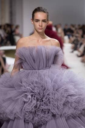 209240 Marineau Starface 2016-07-04 Paris France Paris Fashion week. Defilé Haute Couture Automne Hiver 2016 Giambattista Valli. Giambattista Valli , Couture autumn-winter 2016 Paris, France Paris Fashion week . Defilé Haute Couture Fall Winter 2016 Giambattista Valli . Giambattista Valli _sans_perso  Copyright: xMarineaux STAR_209240_060