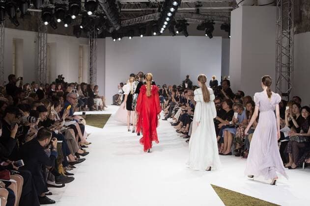 209240 Marineau Starface 2016-07-04 Paris France Paris Fashion week. Defilé Haute Couture Automne Hiver 2016 Giambattista Valli. Giambattista Valli , Couture autumn-winter 2016 Paris, France Paris Fashion week . Defilé Haute Couture Fall Winter 2016 Giambattista Valli . Giambattista Valli _sans_perso  Copyright: xMarineaux STAR_209240_066