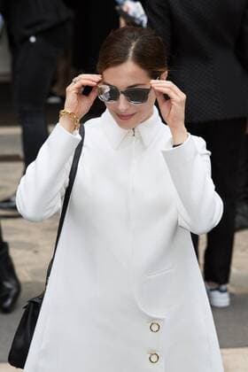 Amira Casar - Ankunft zur Modenschau von Dior - Haute Couture Herbst Winter 2016 2017 in Paris - 04 07 2016 