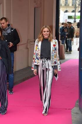 Paris Fashion Week - Prominente Gäste der Schiaparelli Show - Olivia Palermo at the Schiaparelli show in Place Vendome during Paris Fashion Week Haute Couture FW 16 17 on July 4, 2016 in Paris, France. - 04 07 2016 LionelUrman Panoramic 