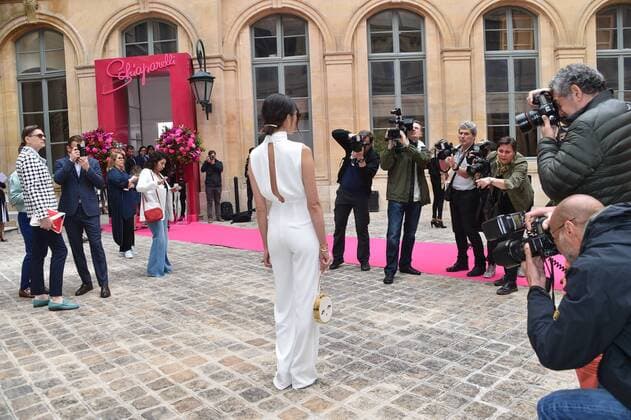 Paris Fashion Week - Prominente Gäste der Schiaparelli Show - Chriselle Lim at the Schiaparelli show in Place Vendome during Paris Fashion Week Haute Couture FW 16 17 on July 4, 2016 in Paris, France. - 04 07 2016 LionelUrman Panoramic 