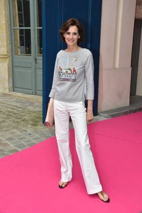 Paris Fashion Week - Prominente Gäste der Schiaparelli Show - Ines de la Fressange at the Schiaparelli show in Place Vendome during Paris Fashion Week Haute Couture FW 16 17 on July 4, 2016 in Paris, France. - 04 07 2016 LionelUrman Panoramic 