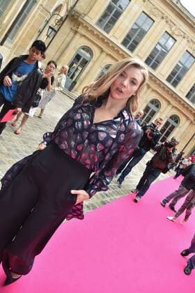 Paris Fashion Week - Prominente Gäste der Schiaparelli Show - Natalie Dormer at the Schiaparelli show in Place Vendome during Paris Fashion Week Haute Couture FW 16 17 on July 4, 2016 in Paris, France. - 04 07 2016 LionelUrman Panoramic 