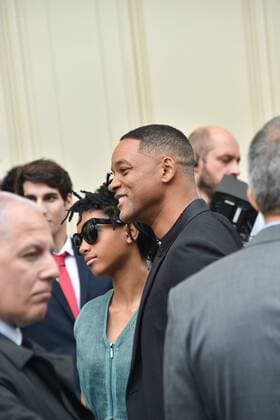Will Smith and daughter Willow Smith - Defile Chanel - Fashion Week haute couture - Paris - 05 07 2016 LionelUrman Panoramic 
