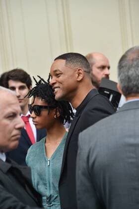 Will Smith and daughter Willow Smith - Defile Chanel - Fashion Week haute couture - Paris - 05 07 2016 LionelUrman Panoramic 