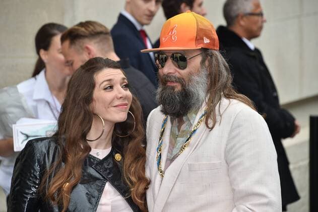 Amandine de La Richardiere and Sebastien Tellier - Defile Chanel - Fashion Week haute couture - Paris - 05 07 2016 LionelUrman Panoramic 