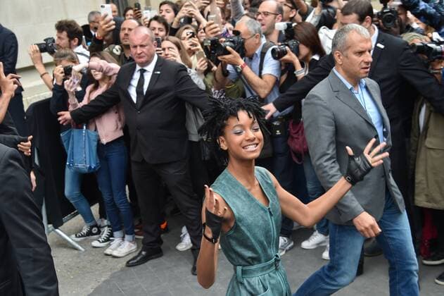 Will Smith and daughter Willow Smith - Defile Chanel - Fashion Week haute couture - Paris - 05 07 2016 LionelUrman Panoramic 