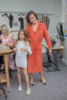 209246 Serge Arnal Starface 2016-07-05 Paris France Paris Fashion week. Defilé Haute Couture Automne Hiver 2016 Chanel. People. Jovovich, Milla; Anderson-Jovovich, Ever Gabo J.  Copyright: xSergexArnalx xStarfacex STAR_209246_047
