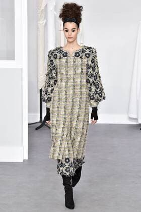 209251 Marineau Starface 2016-07-05 Paris France Paris Fashion week. Defilé Haute Couture Automne Hiver 2016 Chanel Chanel, Couture autumn-winter 2016 Paris, France Paris Fashion week . Defilé Haute Couture Fall Winter 2016 Chanel Editorial use only _sans_perso  Copyright: xMarineaux STAR_209251_014