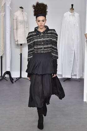 209251 Marineau Starface 2016-07-05 Paris France Paris Fashion week. Defilé Haute Couture Automne Hiver 2016 Chanel Chanel, Couture autumn-winter 2016 Paris, France Paris Fashion week . Defilé Haute Couture Fall Winter 2016 Chanel Editorial use only _sans_perso  Copyright: xMarineaux STAR_209251_035