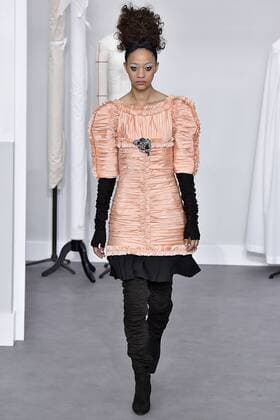 209251 Marineau Starface 2016-07-05 Paris France Paris Fashion week. Defilé Haute Couture Automne Hiver 2016 Chanel Chanel, Couture autumn-winter 2016 Paris, France Paris Fashion week . Defilé Haute Couture Fall Winter 2016 Chanel Editorial use only _sans_perso  Copyright: xMarineaux STAR_209251_054