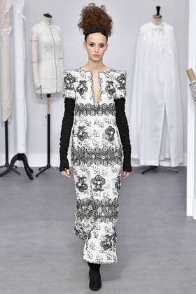 209251 Marineau Starface 2016-07-05 Paris France Paris Fashion week. Defilé Haute Couture Automne Hiver 2016 Chanel Chanel, Couture autumn-winter 2016 Paris, France Paris Fashion week . Defilé Haute Couture Fall Winter 2016 Chanel Editorial use only _sans_perso  Copyright: xMarineaux STAR_209251_073