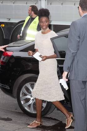 Karidja Toure PEOPLE: Modenschau Chanel - Fashion Week haute couture - Paris - 05 07 2016 Viktorx 