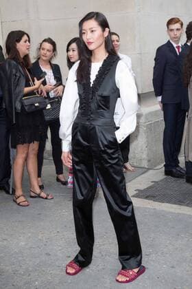 Liu Wen PEOPLE: Modenschau Chanel - Fashion Week haute couture - Paris - 05 07 2016 Viktorx 
