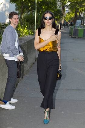 Gilda Ambrosio PEOPLE: Modenschau Alexandre Vauthier - Fashion week - Paris - 05 07 2016 StephenCailletx 