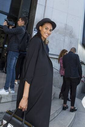 Cindy Bruna PEOPLE: Modenschau Alexandre Vauthier - Fashion week - Paris - 05 07 2016 StephenCailletx 