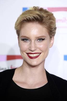 Kim Hnizdo bei der Ernstings Family Fashion Show 2016 im Theater an der Elbe. Hamburg, 05.07.2016 Foto:xgbrcix xFuturexImage