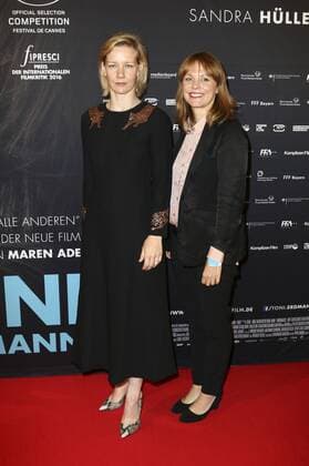 Sandra Hüller und Maren Ade bei der Premiere des Kinofilms Toni Erdmann in der Lichtburg. Essen, 05.07.2016 Foto:xgbrcix xFuturexImage
