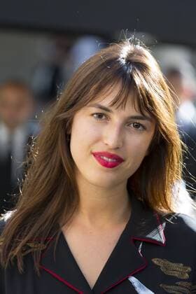 Paris Haute Couture Week - Promis vor Valentino Modenschau Jeanne Damas PEOPLE : Modenschau Valentino - Fashion week - Paris - 06 07 2016 StephenCailletx 