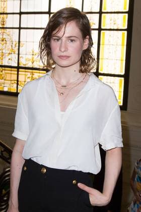 Paris Haute Couture Week - Promis bei Jean Paul Gaultier Modenschau Christine and the Queens Eloise Letissier PEOPLE : Modenschau Jean Paul Gaultier - Haute Couture Herbst Winter - 06 07 2016 Viktorx 
