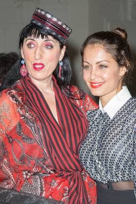 Paris Haute Couture Week - Promis bei Jean Paul Gaultier Modenschau Rossy de Palma, Hiba Abouk PEOPLE : Modenschau Jean Paul Gaultier - Haute Couture Herbst Winter - 06 07 2016 Viktorx 