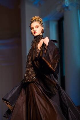 Paris Haute Couture Week - Promis bei Jean Paul Gaultier Modenschau Lindsey Wixson PEOPLE : Modenschau Jean Paul Gaultier - Haute Couture Herbst Winter - 06 07 2016 Viktorx 