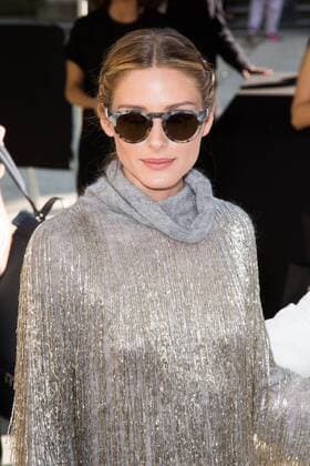 Paris Haute Couture Week - Promis vor Valentino Modenschau Olivia Palermo PEOPLE : Modenschau Valentino - Haute Couture Herbst Winter - 06 07 2016 Viktorx 