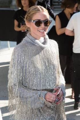 Paris Haute Couture Week - Promis vor Valentino Modenschau Olivia Palermo PEOPLE : Modenschau Valentino - Haute Couture Herbst Winter - 06 07 2016 Viktorx 