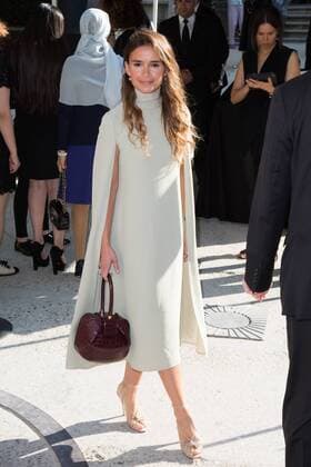 Paris Haute Couture Week - Promis vor Valentino Modenschau Miroslava Duma PEOPLE : Modenschau Valentino - Haute Couture Herbst Winter - 06 07 2016 Viktorx 