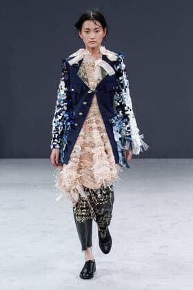 Paris Haute Couture Week - Viktor and Rolf Modenschau 209307 Marineau Starface 2016-07-06 Paris France Paris Fashion week. Defilé Haute Couture Automne Hiver 2016 Viktor & Rolf. Viktor & Rolf, Couture autumn-winter 2016 Paris, France Editorial Use Only  Copyright: xMarineaux STAR_209307_032