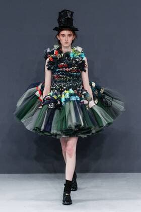 Paris Haute Couture Week - Viktor and Rolf Modenschau 209307 Marineau Starface 2016-07-06 Paris France Paris Fashion week. Defilé Haute Couture Automne Hiver 2016 Viktor & Rolf. Viktor & Rolf, Couture autumn-winter 2016 Paris, France Editorial Use Only  Copyright: xMarineaux STAR_209307_053