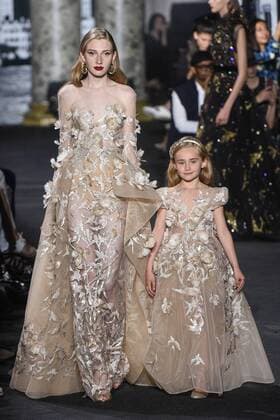 209311 Marineau Starface 2016-07-06 Paris France Paris Fashion week. Defilé Haute Couture Automne Hiver 2016 Elie Saab. Elie Saab, Couture autumn-winter 2016 Paris, France Editorial use only  Copyright: xMarineaux STAR_209311_020