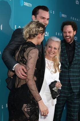 LOS ANGELES - JUL 7: Kristen Stewart, Nicholas Hoult, Jacki Weaver, Drake Doremus at the Equals LA Premiere at the ArcLight Hollywood on July 7, 2016 in Los Angeles, CA  KathyxHutchins