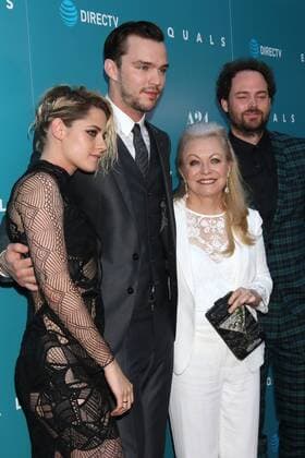 LOS ANGELES - JUL 7: Kristen Stewart, Nicholas Hoult, Jacki Weaver, Drake Doremus at the Equals LA Premiere at the ArcLight Hollywood on July 7, 2016 in Los Angeles, CA  KathyxHutchins