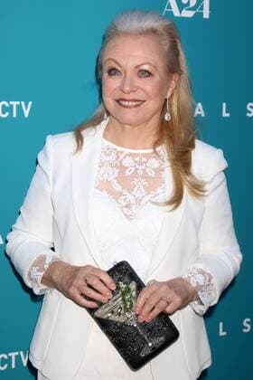 LOS ANGELES - JUL 7: Jacki Weaver at the Equals LA Premiere at the ArcLight Hollywood on July 7, 2016 in Los Angeles, CA  KathyxHutchins