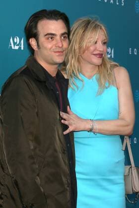 LOS ANGELES - JUL 7: Nicholas Jarecki, Courtney Love at the Equals LA Premiere at the ArcLight Hollywood on July 7, 2016 in Los Angeles, CA  KathyxHutchins