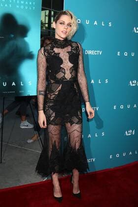 LOS ANGELES - JUL 7: Kristen Stewart at the Equals LA Premiere at the ArcLight Hollywood on July 7, 2016 in Los Angeles, CA  KathyxHutchins