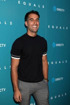 LOS ANGELES - JUL 7: Daniel Fernandez at the Equals LA Premiere at the ArcLight Hollywood on July 7, 2016 in Los Angeles, CA  KathyxHutchins