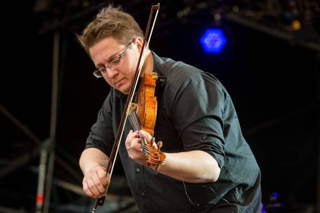 RUTH Preisverleihung auf Heidecksburg Die RUTH-Preisträger 2016 Royal Street Orchestra mit der Förder-RUTH 2016 Matthias Schriefl mit der Festival-RUTH 2016 Andrea Hotzko mit der Ehren-RUTH 2016 Stoppok - Hauptpreis zur RUTH 2016 im Bild: Royal Street Orchestra 26. Rudolstadt Festival - Roots Folk Weltmusik