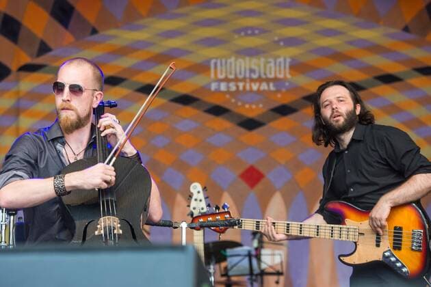 RUTH Preisverleihung auf Heidecksburg Die RUTH-Preisträger 2016 Royal Street Orchestra mit der Förder-RUTH 2016 Matthias Schriefl mit der Festival-RUTH 2016 Andrea Hotzko mit der Ehren-RUTH 2016 Stoppok - Hauptpreis zur RUTH 2016 im Bild: Royal Street Orchestra 26. Rudolstadt Festival - Roots Folk Weltmusik